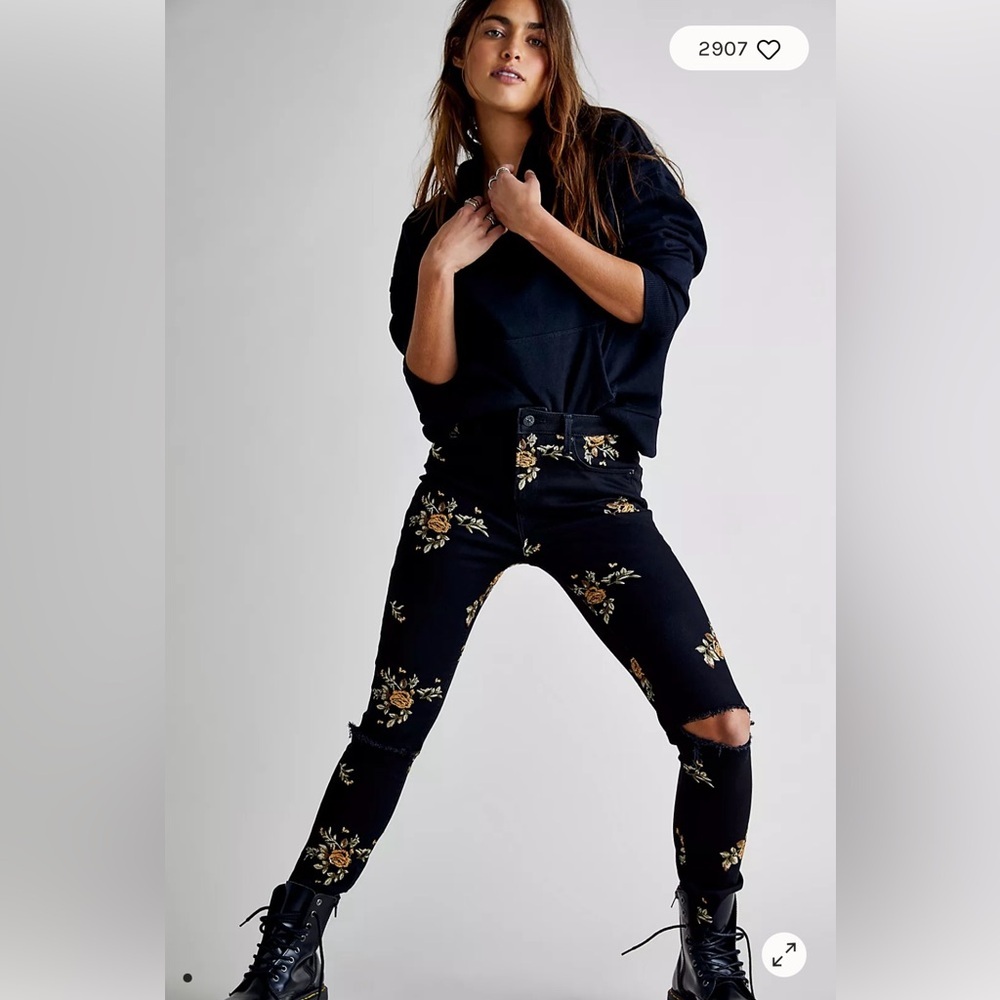 Driftwood  Black Skinny W/Yellow Gold Floral Embroidered Jeans, Size 25